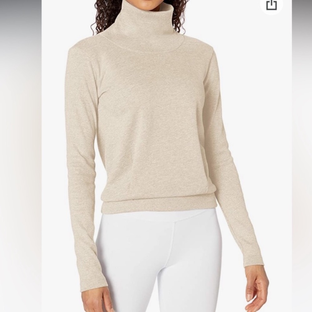 Alo Yoga Clarity Long Sleeve in “Putty Heather”